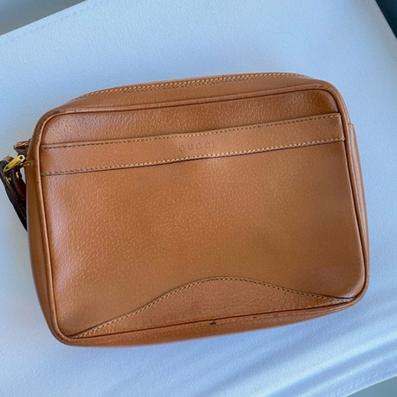 Authentic Gucci Brown Leather Wristlet Pouch - Picture 1 of 16